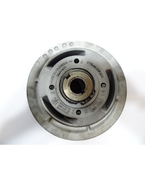 Aixam A741, sekundärvariator