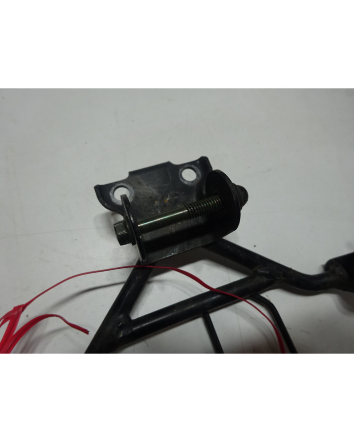 Yamaha XV 535 Virago, blinkersfäste fram