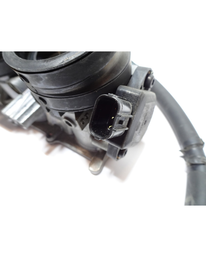 Honda CB1000R, gasspjäll/insprut