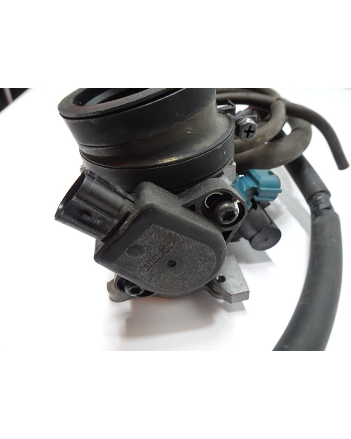 Honda CB1000R, gasspjäll/insprut