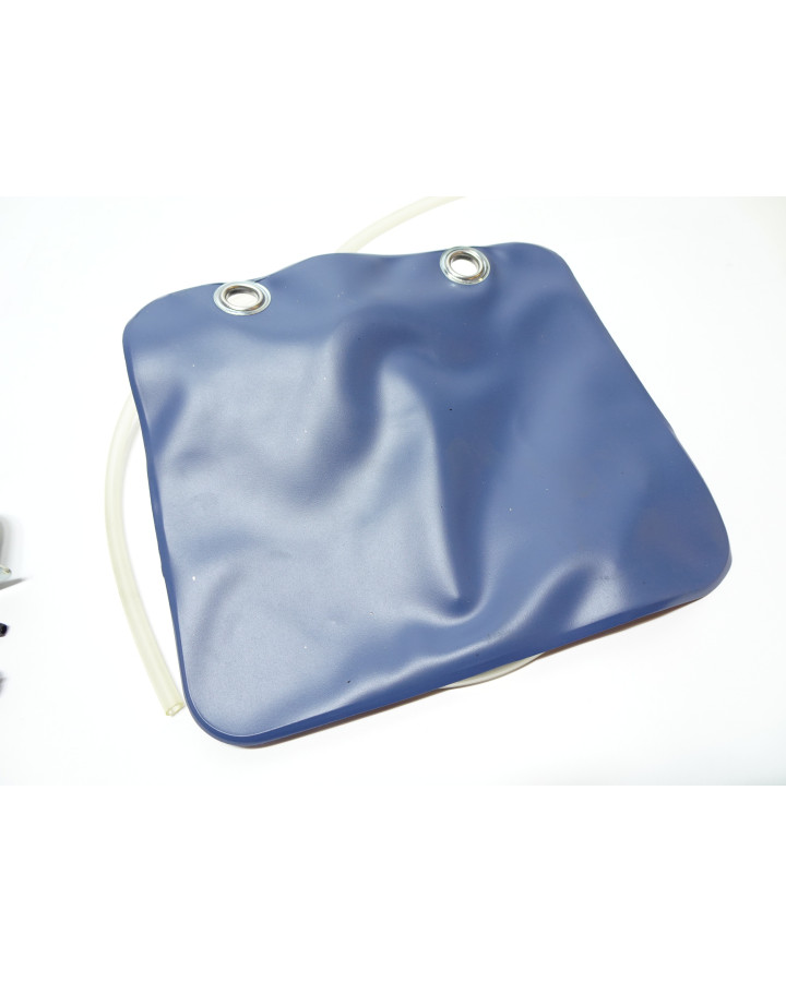 Piaggio Ape 50, spolarvätskebehållare