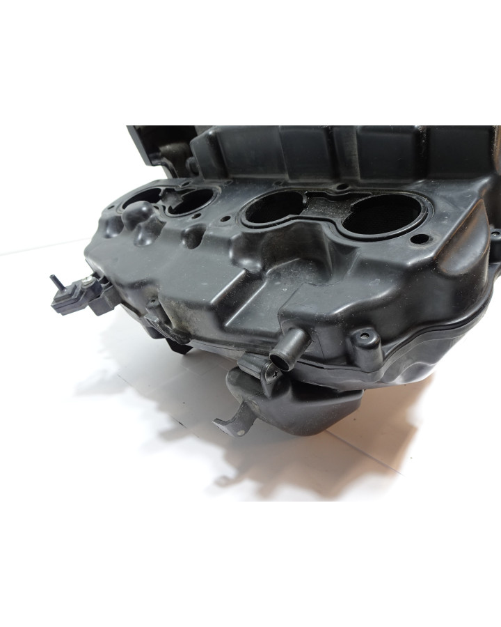 Honda CB1000R, luftburk