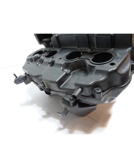 Honda CB1000R, luftburk