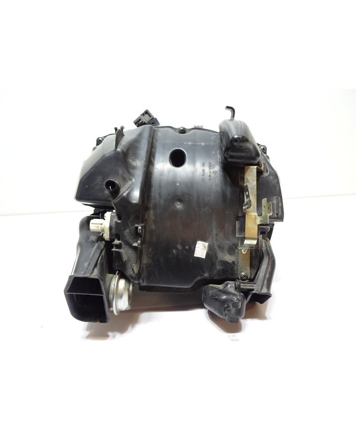 Honda CB1000R, luftburk