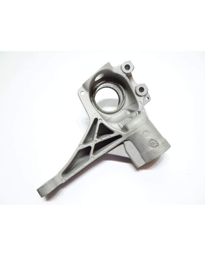 Aixam S8/S9, spindelhus höger