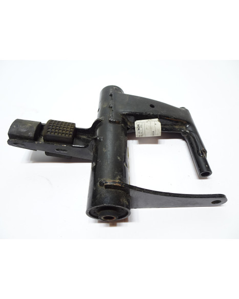 Piaggio Fly, motorfäste