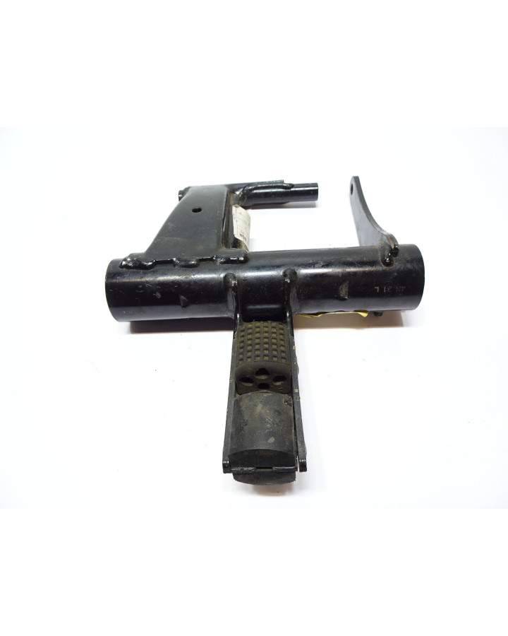 Piaggio Fly, motorfäste