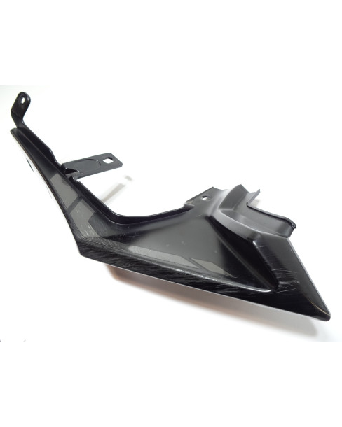Yamaha MT-125, bakre sidokåpa vänster 2