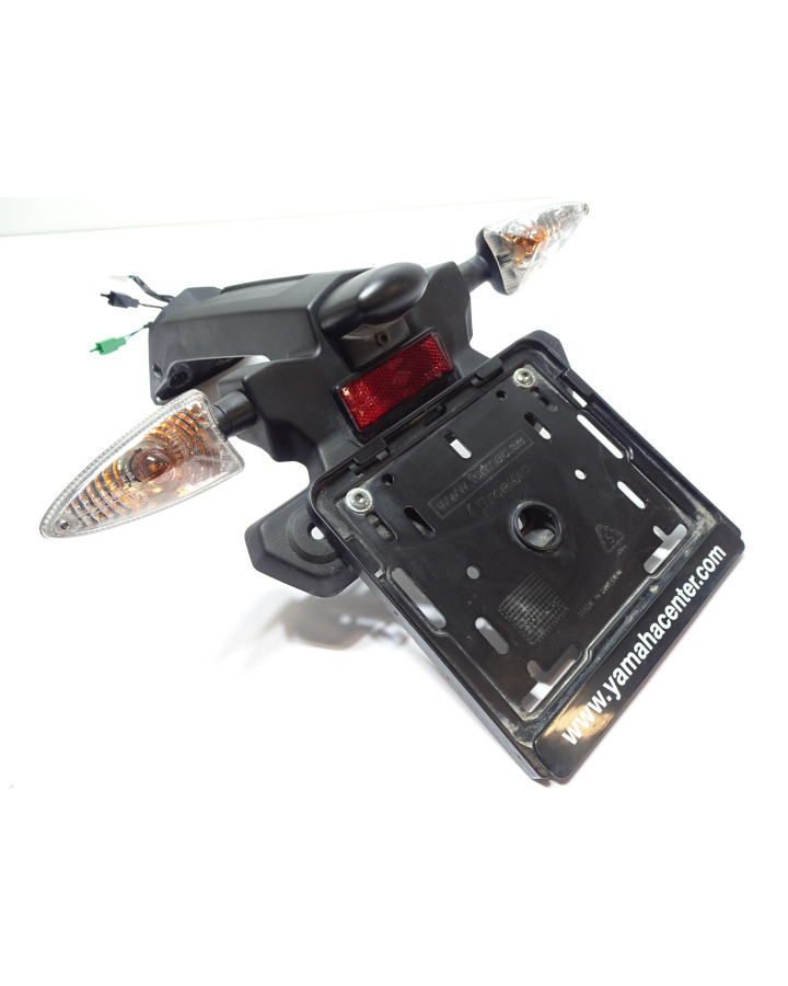 Yamaha MT-125, stänkskärm komplett