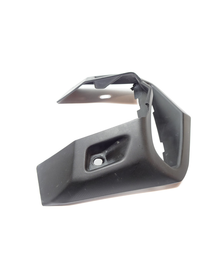 Yamaha MT-125, lyktsarg bak