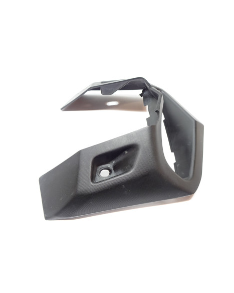 Yamaha MT-125, lyktsarg bak