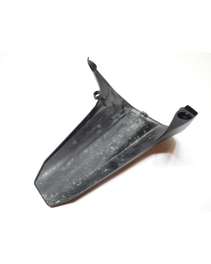 Yamaha MT-125, svingskärm