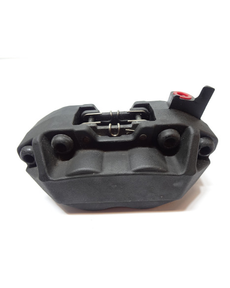 Yamaha MT-125, bromsok fram