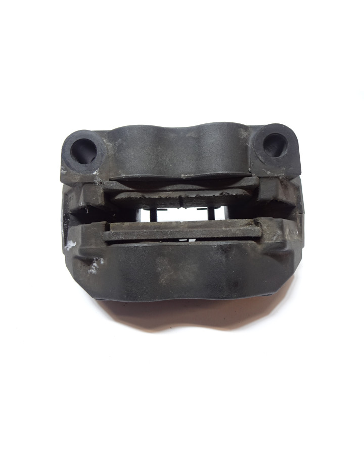 Yamaha MT-125, bromsok fram