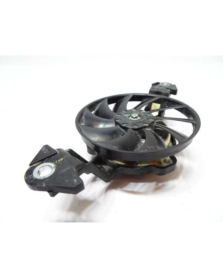 Yamaha MT-125, kylarfläkt