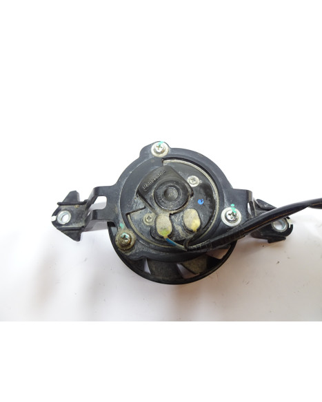 Yamaha MT-125, kylarfläkt