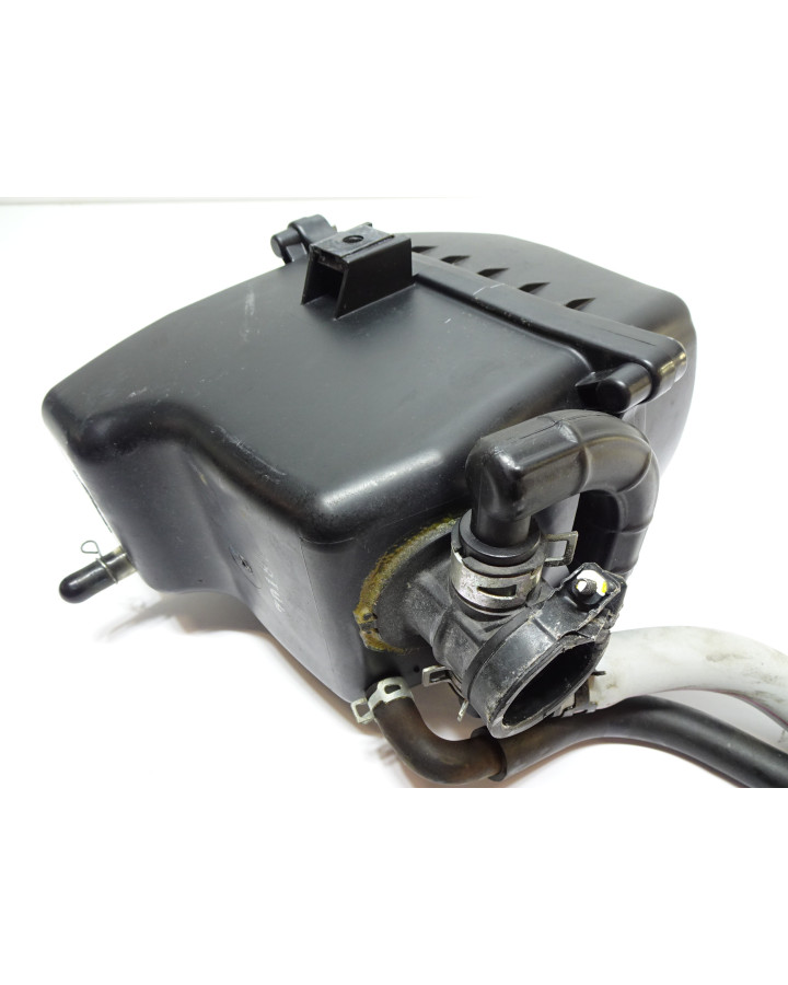 Yamaha MT-125, luftburk