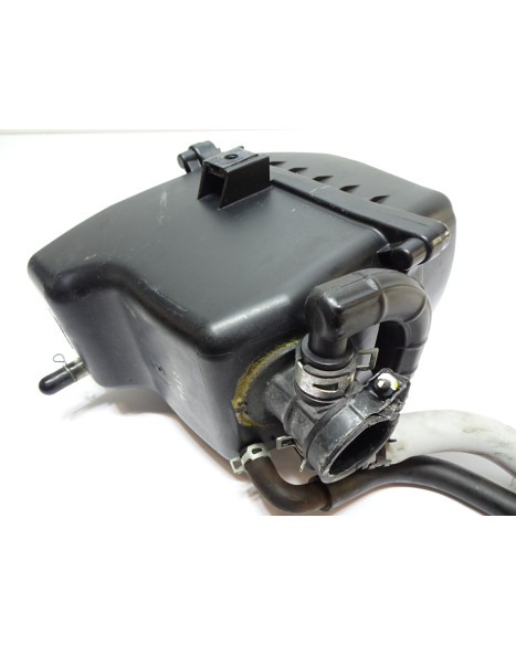 Yamaha MT-125, luftburk