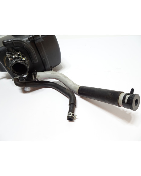 Yamaha MT-125, luftburk