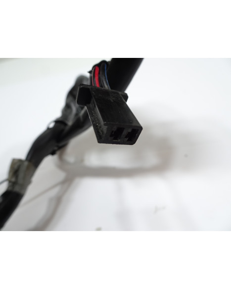 Yamaha MT-125, omkopplare vänster