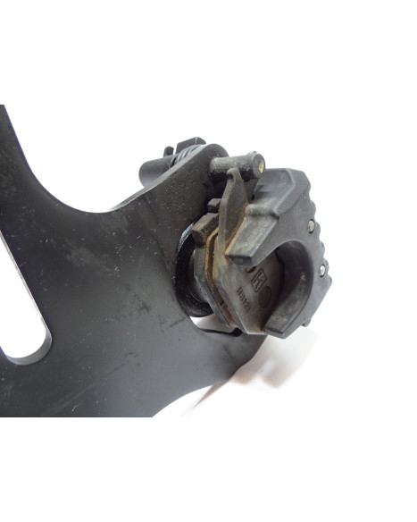 Yamaha MT-125, bromsok bak