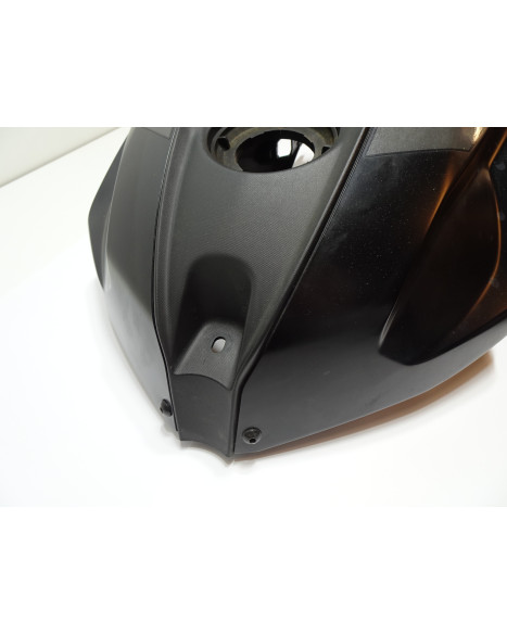 Yamaha MT-125, tankkåpa