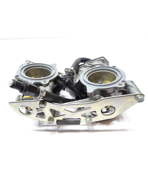 KTM 1290 Super Adventure S, gasspjäll/insprut 2