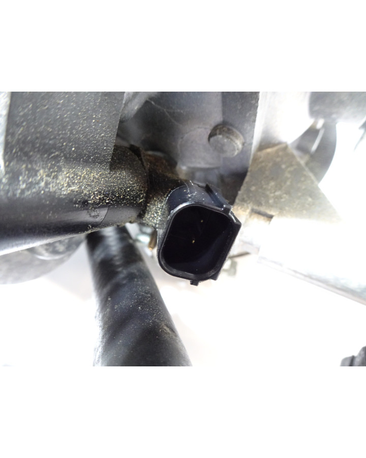 KTM 1290 Super Adventure S, gasspjäll/insprut