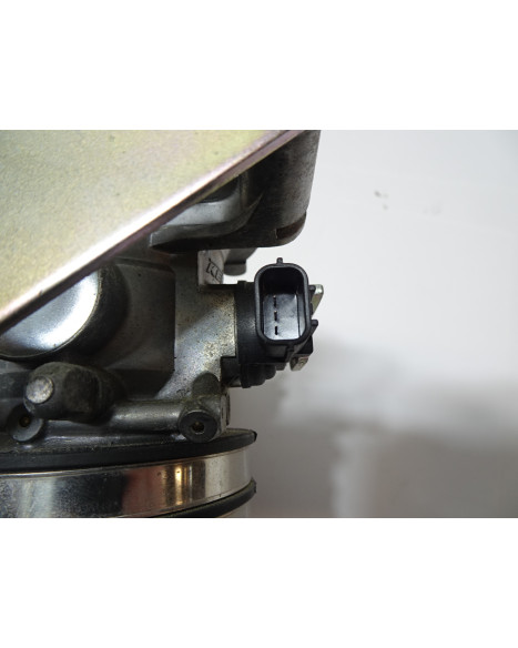 KTM 1290 Super Adventure S, gasspjäll/insprut