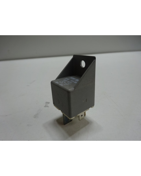 Piaggio, startrelä 12V 80A