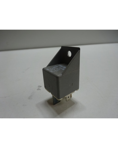 Piaggio, startrelä 12V 80A