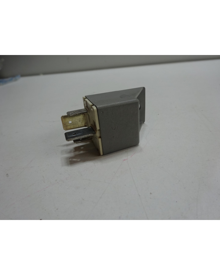 Piaggio, startrelä 12V 80A