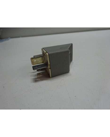 Piaggio, startrelä 12V 80A