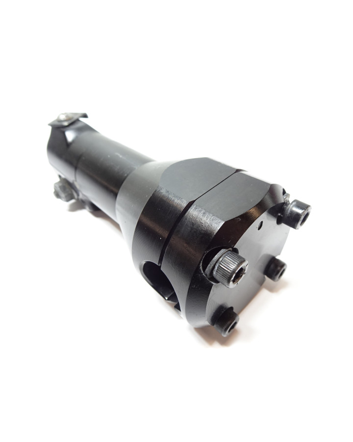 Yamaha Slider, styrstam