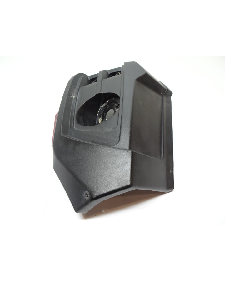 Linhai 300D, lyktsarg vänster bak