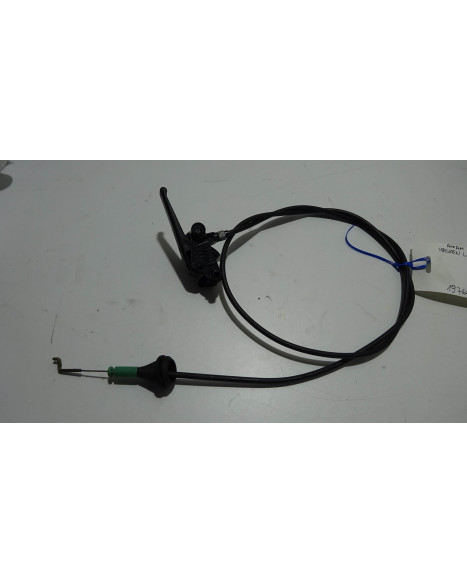 Aixam S9 GTI, bagageluckeöppnare