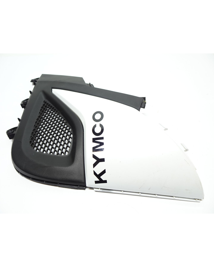Kymco Super 8, motorkåpa vänster