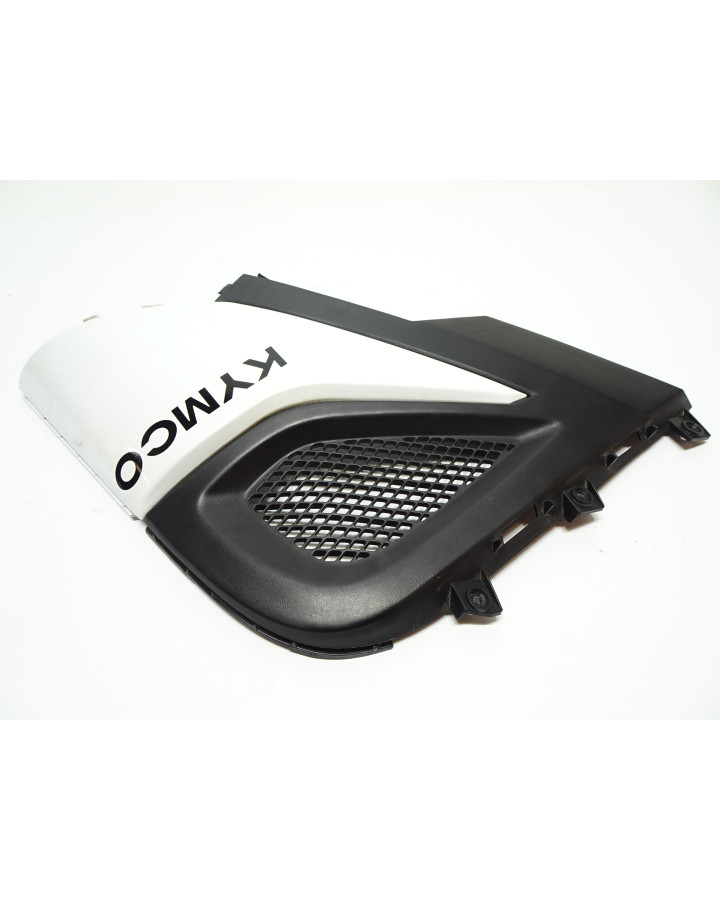 Kymco Super 8, motorkåpa höger