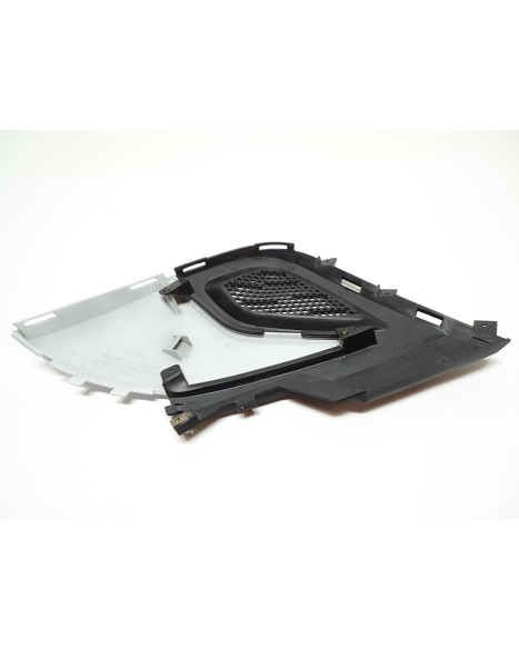 Kymco Super 8, motorkåpa höger