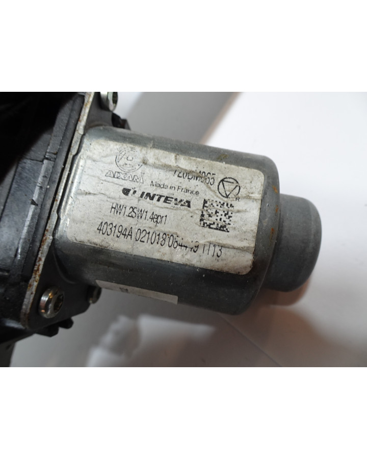 Aixam S9, fönsterhissmekanism vänster