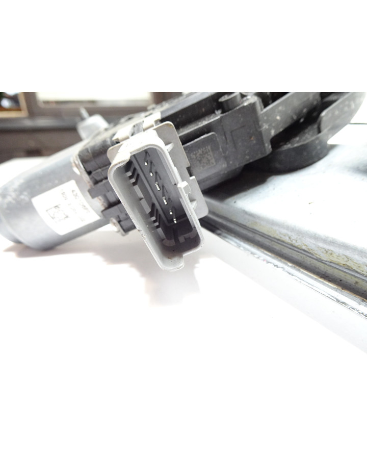 Aixam S9, fönsterhissmekanism vänster