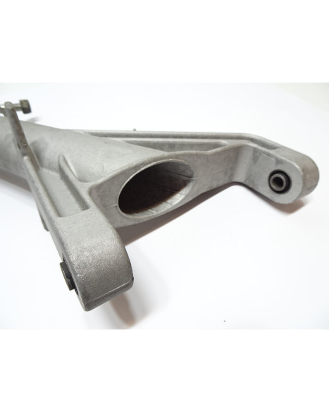 Chatenet CH26, bärarm vänster bak