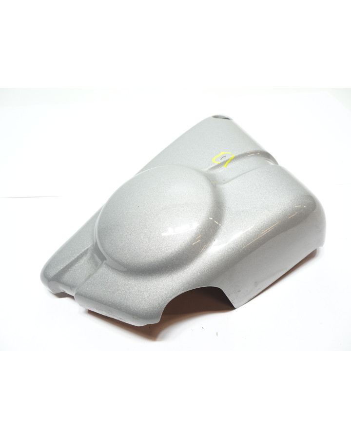 Suzuki VZ 800 Marauder, sidokåpa höger