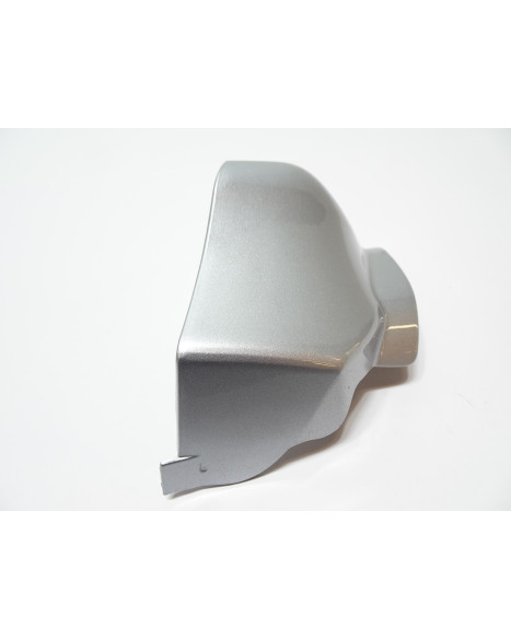 Vespa LX 50/125/150, undre plastdetalj vänster