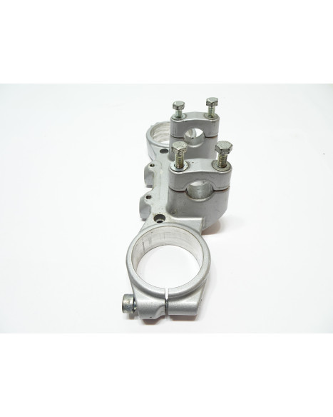 Rieju MRT, övre styrkrona USD