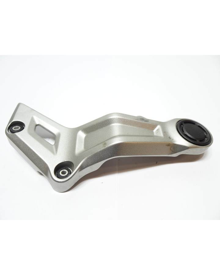 Yamaha MT-07, ramskydd höger