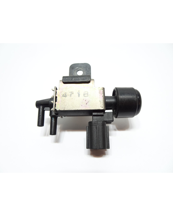 Yamaha MT-07, luftsolenoid