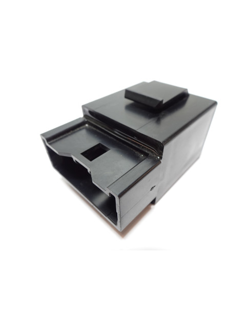 Yamaha MT-07, relä bränslepump