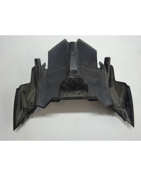 Yamaha Aerox, kåpa bakom front