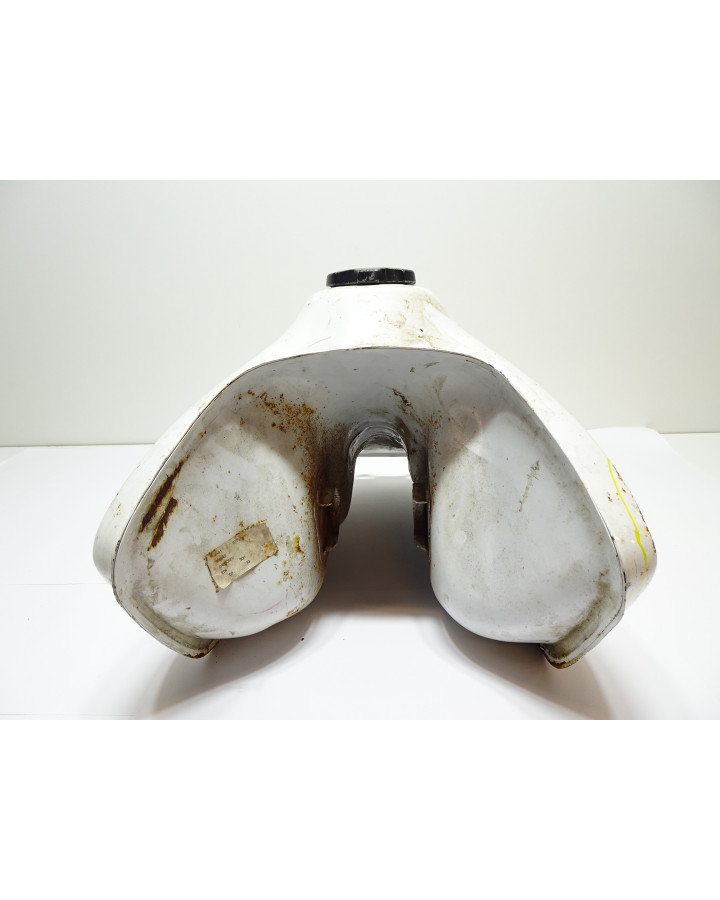 Suzuki DR650SE, bränsletank